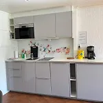 Apartment 4 Person In *