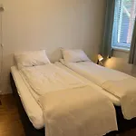 4 Person In *